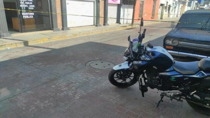 Motociclistas atacan a balazos a regidor de Tulancingo, Hidalgo