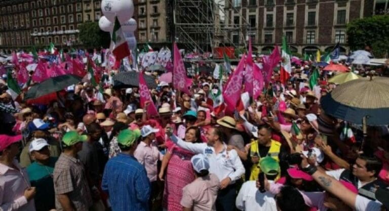 Un integrante del PRD invita a todos los simpatizantes de la "Marea Rosa" a una reunión para crear un nuevo partido político.