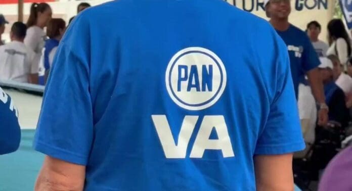 Al menos 13 exgobernadores del PAN piden a la dirigencia que abra las puertas del partido a la ciudadanía en general.