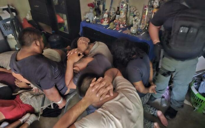 Rescatan a 28 migrantes secuestrados en Ciudad Juárez; hay 9 detenidos en el operativo