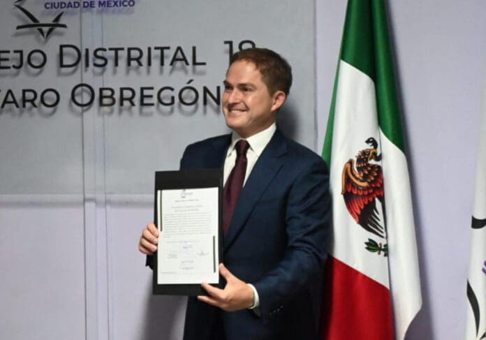 Javier López Casarín promete 