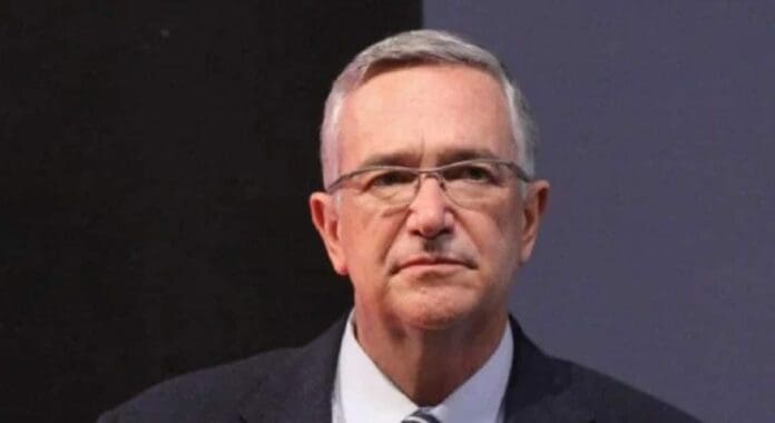 Salinas Pliego acusa a AMLO y al SAT de presionar a jueces para obligarlo a pagar lo que debe de impuestos.