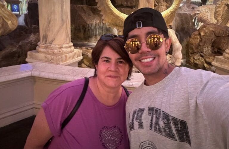 Reportan muerte de la mamá del tiktoker Derek Trejo; habría sido hallada en un hotel de CDMX