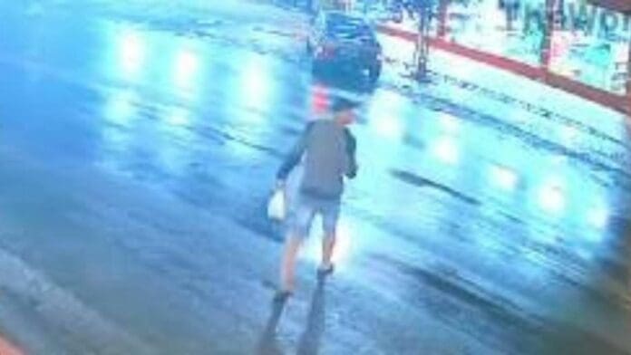 VIDEO: Sufre dos accidentes en segundos tras ser atropellado y luego arrollado cuando lo ayudaban