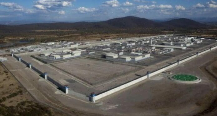 Una mujer murió al interior del Centro Federal de Readaptación Social (Cefereso 16) CPS Femenil de Morelos.