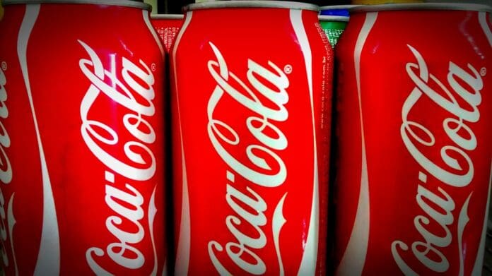 Coca-Cola ha anunciado un aumento de sus precios, lo que significará un duro golpe para el bolsillo de la gente.
