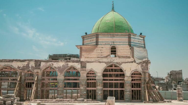 Descubren cinco bombas ocultas en la histórica mezquita de al-Nouri en la ciudad de Mosul