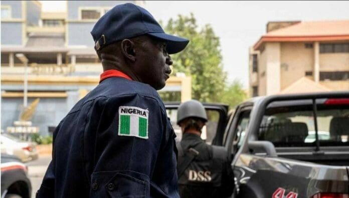 Por lo menos 18 personas han muerto y más de 40 han resultado heridas en la noche de este sábado en Nigeria.