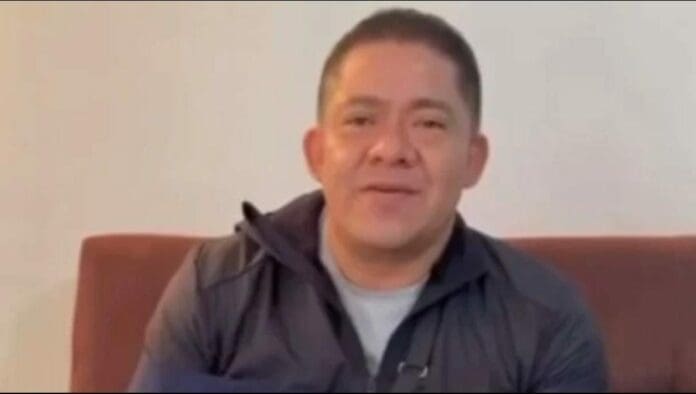El edil de Zapotitlán, Puebla, y quien está prófugo, dio a conocer un video por medio del cual asegura ser inocente.