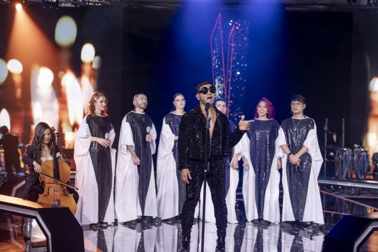 Video: Asaltan a Samo, integrante del grupo Camila en Ciudad de México