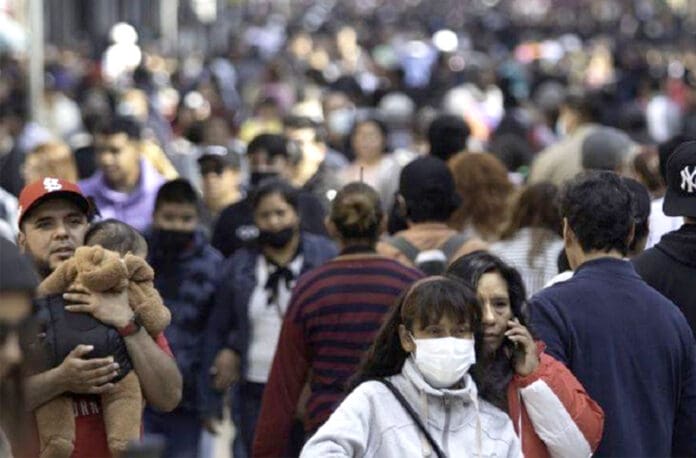 Alertan que nueva ola de covid en México durará al menos seis meses