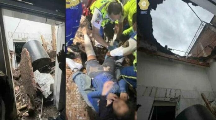 Una mujer de 25 años se fracturó las piernas y se golpeó la cabeza tras el colapso de un techo de concreto en una vivienda antigua en Cdmx.