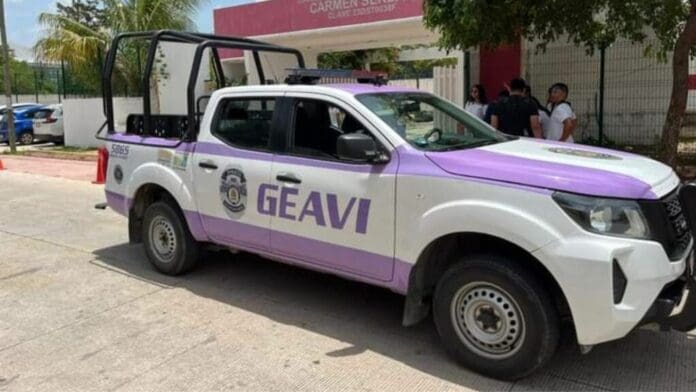 Estudiante de secundaria de Cancún denuncia presunto abuso de un trabajador social