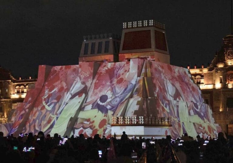 Instalarán pirámide monumental para ofrecer show de luz y sonido gratis en el Zócalo, CDMX