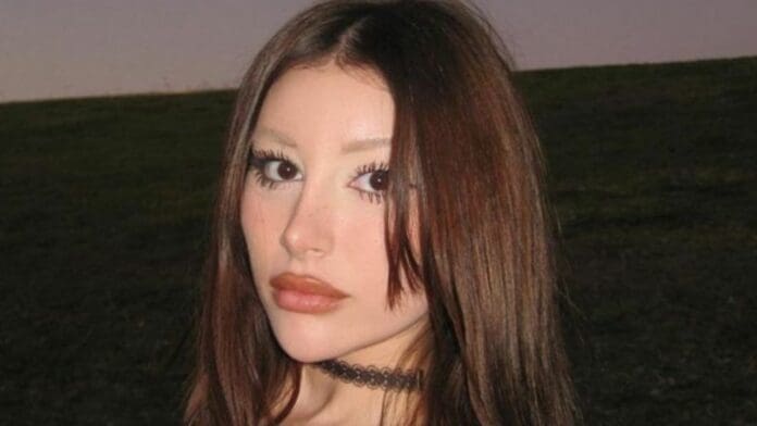 Influencer compartía su dieta de ayuno con agua a sus seguidores y terminó gravemente hospitalizada