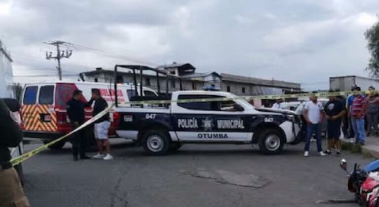 Tres hombres fueron asesinados cuando esperaban un camión de pasajeros en Edomex