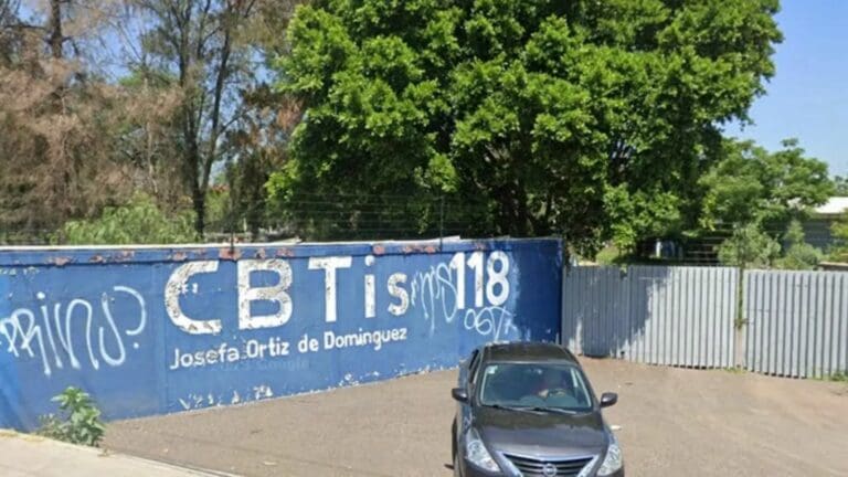 Querétaro: Jefe de grupo se roba 240 mil pesos de la fiesta de graduación; pierde todo en el casino