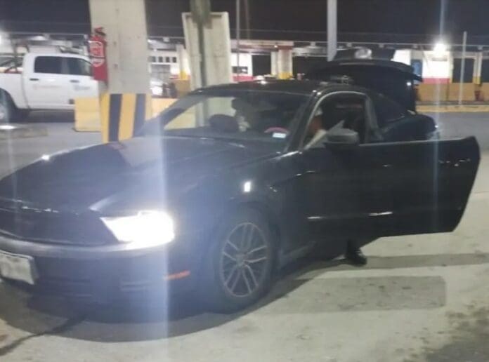 Arrestan a pareja de EEUU que trató de ingresar armamento de alto calibre por Tamaulipas