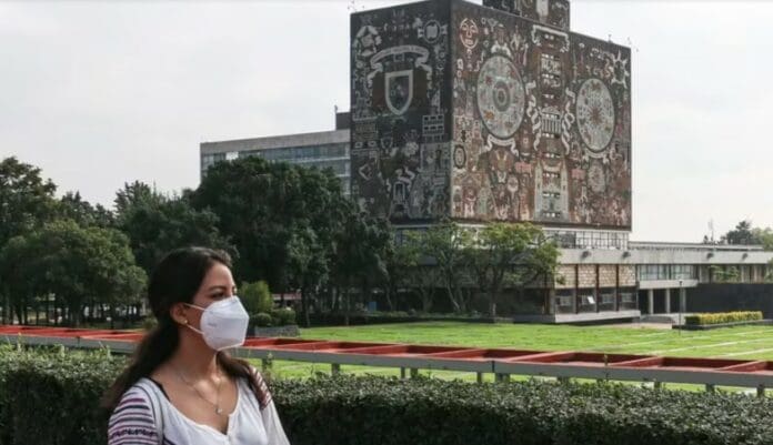 Recomienda UNAM uso de cubrebocas en planteles por alza en casos de covid-19