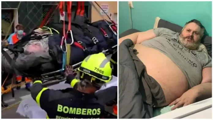 Bomberos logran sacar de su casa a un hombre de 300 kilos; tenía más de un año sin salir de su hogar en España