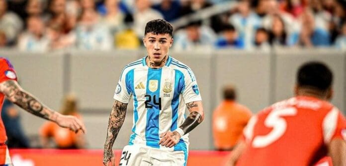 El gobierno argentino de Javier Milei ya se metió a la polémica por los cantos racistas de futbolistas contra Francia.