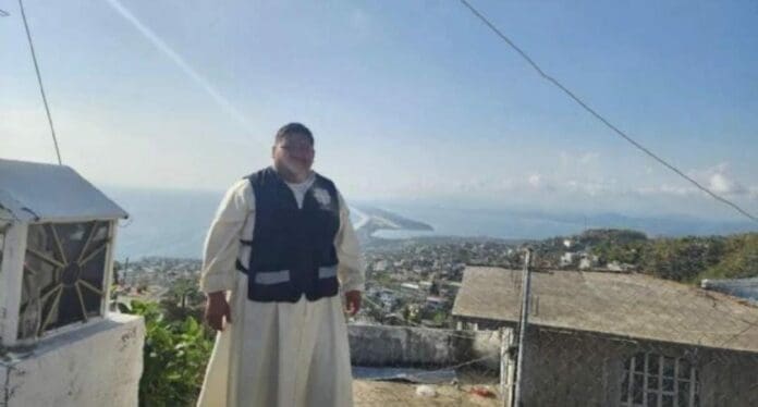 El sacerdote y defensor de derechos humanos, José Filiberto Velázquez Florencio fue perseguido por sujetos armados en Chiapas.
