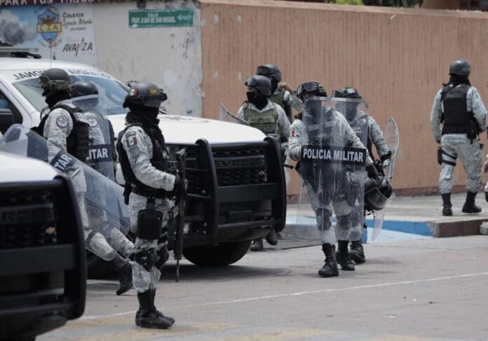 Ataque armado de sicarios deja cinco muertos en una bodega de Morelia, Michoacán