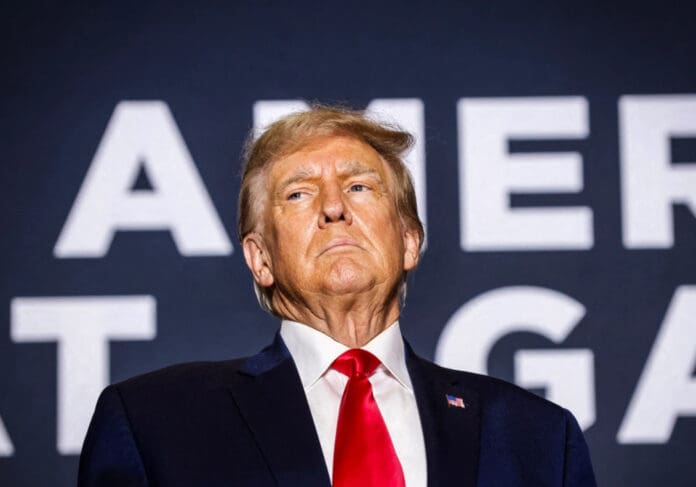 Donald Trump dice que los cárteles pueden sacar al presidente de México 