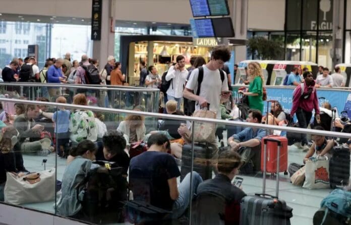 Sabotean red de trenes de París horas antes de la inauguración de los Juegos Olímpicos