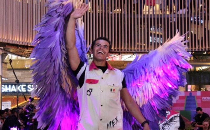 Atletas paralímpicos listos y uniformados para París 2024