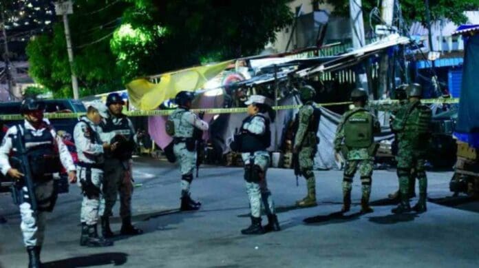 Violencia en Acapulco: Seis personas asesinadas y ataque con explosivo a cuartel de policía
