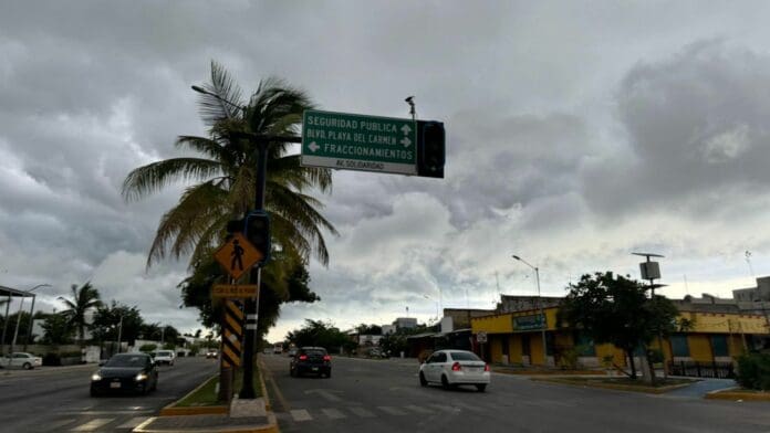 Varias zonas de Cancún y Playa del Carmen se quedan sin luz