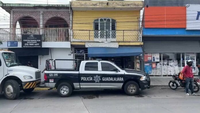 Sujeto lleva de comer a su padre y lo encuentra muerto; las ratas ya lo estaban devorando