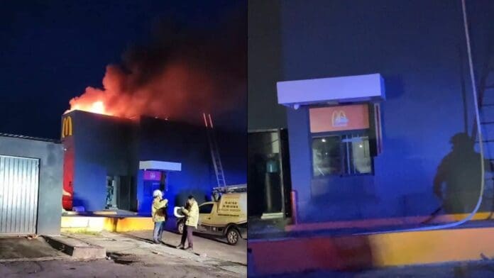 Reportan incendio de Mc Donald's ubicado en Plaza Las Américas de Chetumal