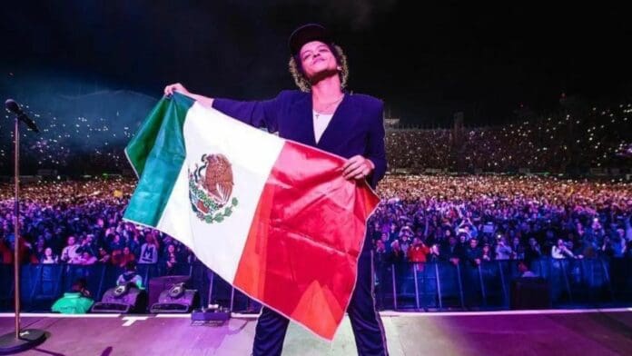 Detienen a 42 personas por reventa de boletos para el concierto de Bruno Mars en CDMX; 12 son menores de edad