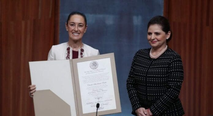 Entrega el Tribunal Electoral del Poder Judicial de la Federación la constancia de presidenta electa a Claudia Sheinbaum.