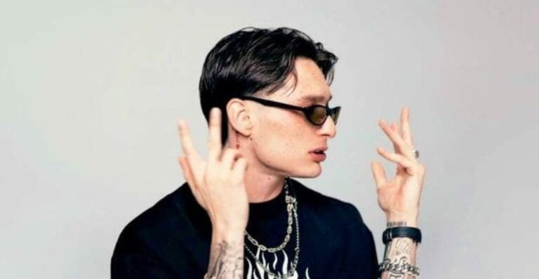 Decomisan paquetes de cocaína en el AICM. Lo que llamó la atención es que estaban decorados con imágenes de Peso Pluma.