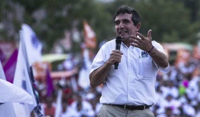 Denuncia la FGR varias irregularidades y una necropsia mal hecha en caso de Héctor Cuén, asesinado en Sinaloa.