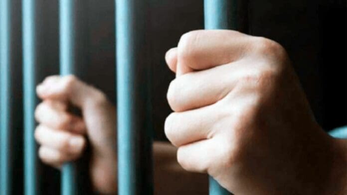 Hombre es liberado de prisión y reincide por falta de vivienda