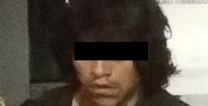 Hombre arrojó solvente a la cara de una mujer en CDMX; amenazó con quemarla