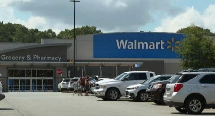 La cadena Walmart ha retirado de sus tiendas el jugo de manzana de la marca Great Value, debido a que contiene arsénico.