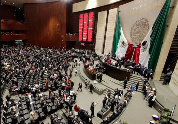 Diputados de la Comisión de Puntos Constitucionales aprobaron en lo general la reforma al Poder Judicial