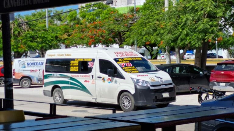 Autoridades de Cancún decidirán en octubre si aumenta o no la tarifa del transporte público