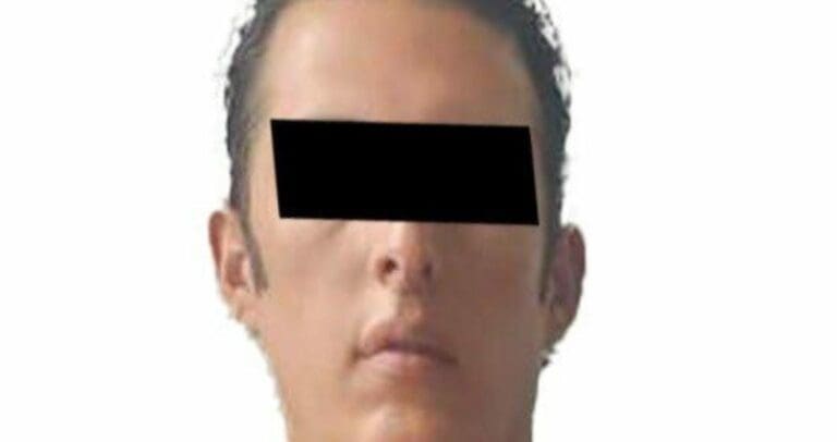 Luis Fernando "N", influencer conocido como "Fer Italia" ha sido detenido por autoridades de Edomex acusado del delito de violación.