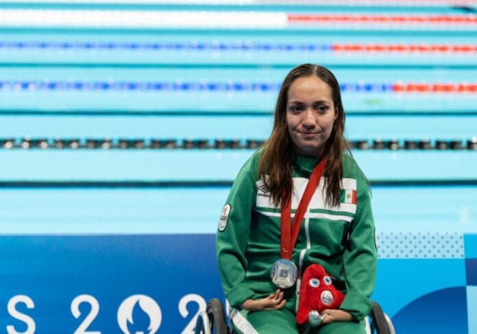 Nadadora Haideé Aceves gana medalla de plata, la primera para México en los Juegos Paralímpicos París 2024
