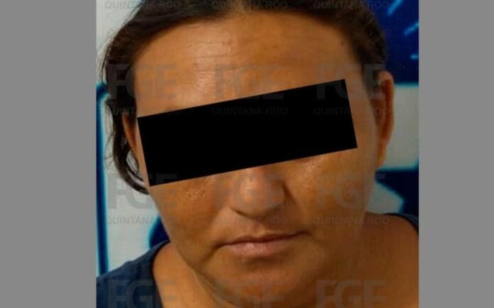 Vinculan a proceso a una madre que permitía que su pareja abusara de su hija en Chetumal, capital del estado.