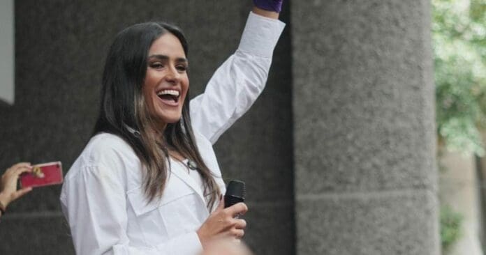 Anulan triunfo de Alessandra Rojo de la Vega en la alcaldía Cuauhtémoc, Cdmx por presunta violencia política de género.