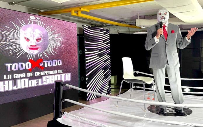 Video: Espectacular recibimiento al Hijo del Santo en su “Gira de Despedida” en la Arena Ciudad de México