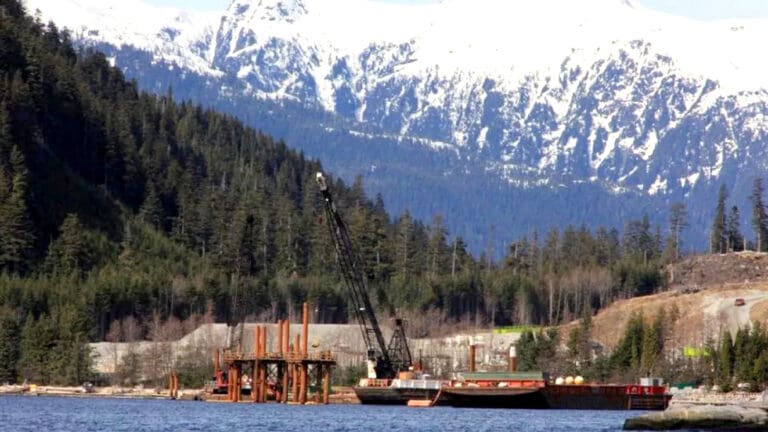 Reportan terremoto de 6.6 grados en Canadá; descartan posibilidad de tsunami