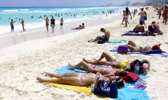 Por Migración y visas en el Caribe Mexicano, brasileños se fueron a Dominicana en verano